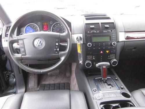 Volkswagen Touareg 2004 photo 4