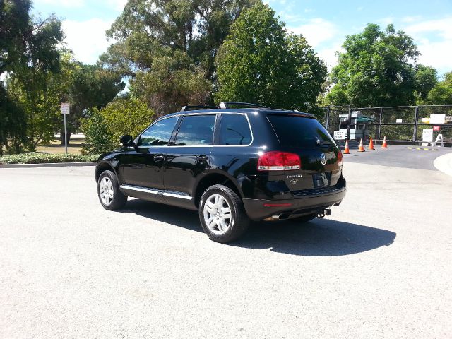 Volkswagen Touareg 2004 photo 3