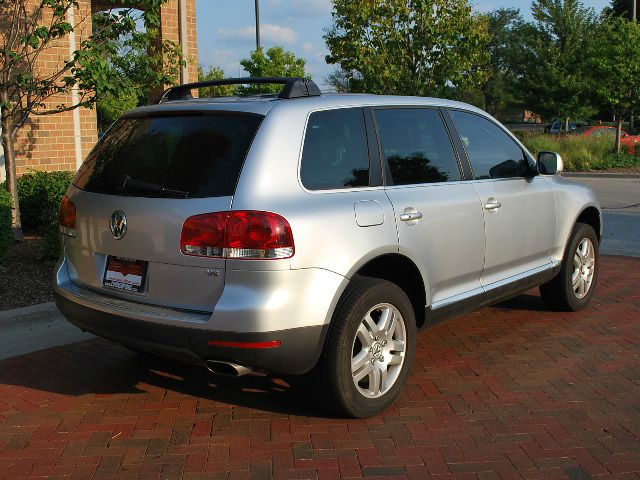 Volkswagen Touareg 2005 photo 1