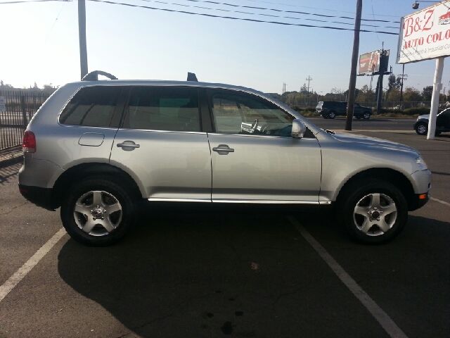 Volkswagen Touareg 2005 photo 1