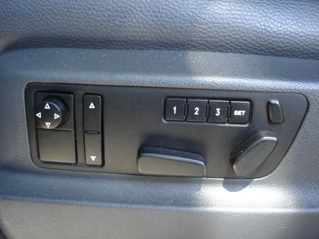 Volkswagen Touareg 2006 photo 12