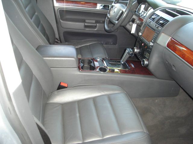 Volkswagen Touareg 2006 photo 25