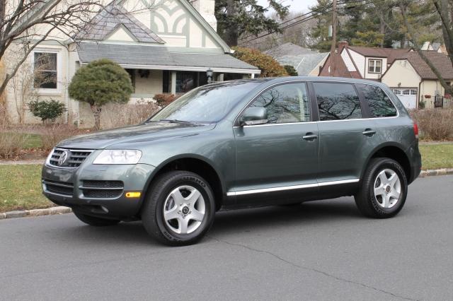 Volkswagen Touareg B4000 4X4 Sport Utility
