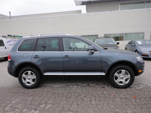 Volkswagen Touareg Red Line Other