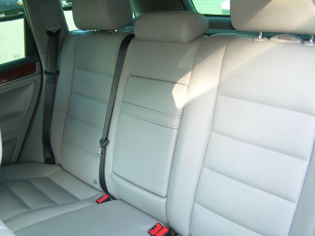 Volkswagen Touareg 2007 photo 28