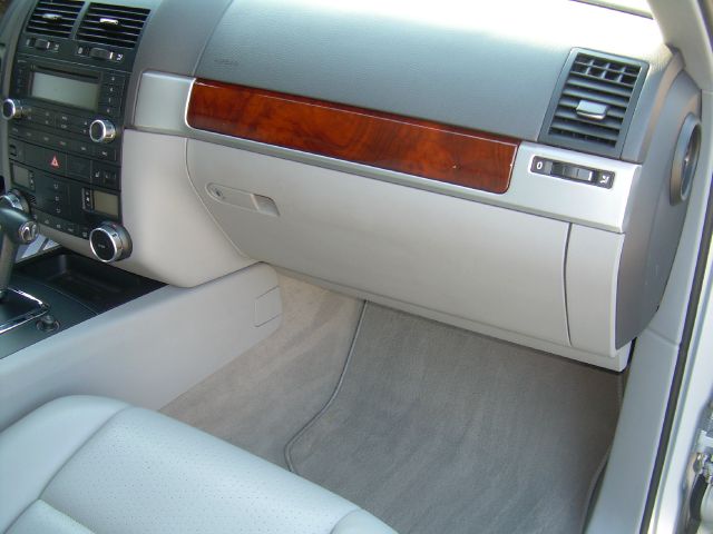 Volkswagen Touareg 2007 photo 4