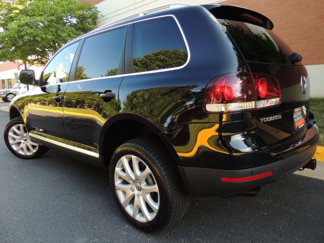 Volkswagen Touareg 2010 photo 3