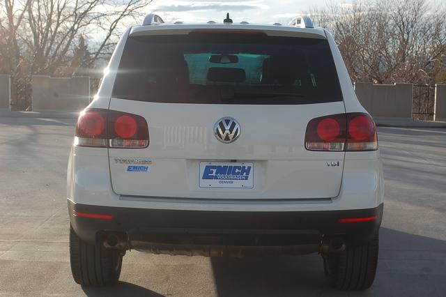 Volkswagen Touareg 2010 photo 2