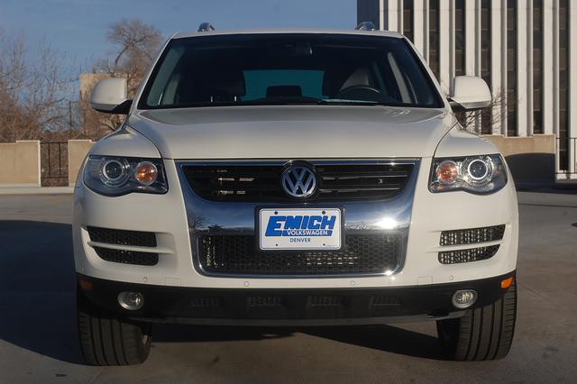 Volkswagen Touareg 2010 photo 4