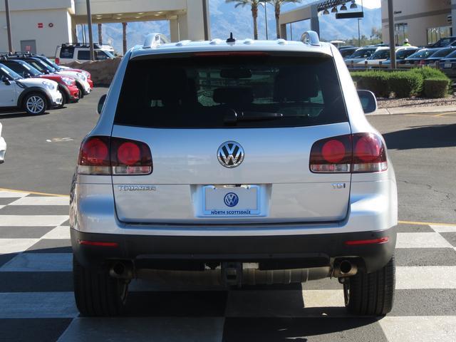 Volkswagen Touareg 2010 photo 3