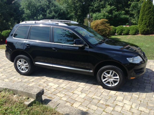 Volkswagen Touareg 2010 photo 3