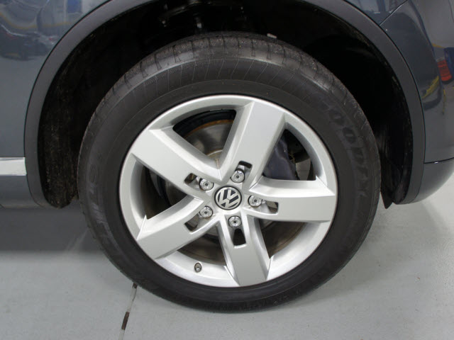 Volkswagen Touareg 2012 photo 4