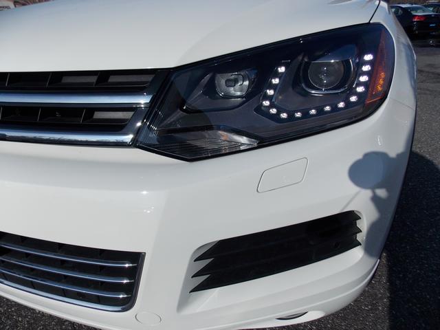 Volkswagen Touareg 2012 photo 4