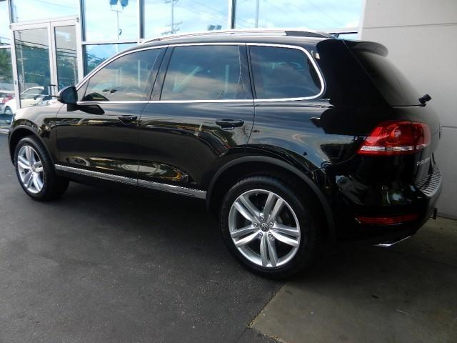 Volkswagen Touareg Lsnew Inventory Weekly SUV