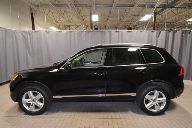 Volkswagen Touareg 2012 photo 5