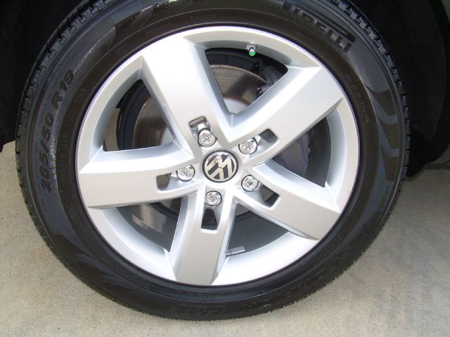 Volkswagen Touareg 2012 photo 20