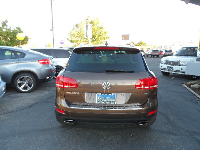 Volkswagen Touareg 2013 photo 22