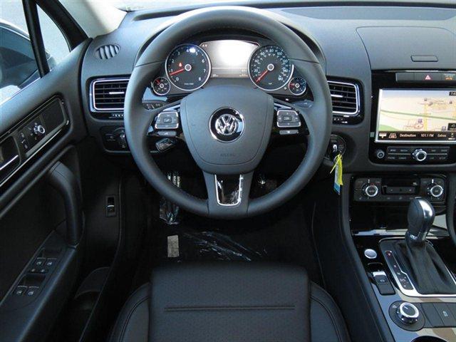 Volkswagen Touareg 2014 photo 3