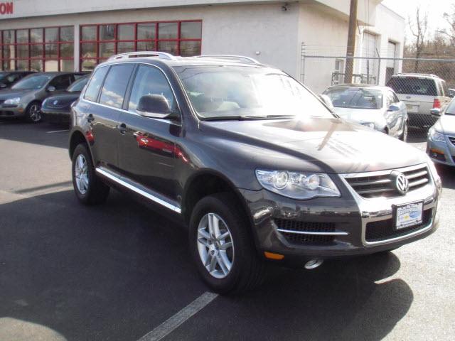Volkswagen Touareg 2 2008 photo 1