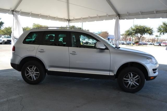 Volkswagen Touareg 2 2008 photo 5