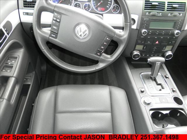 Volkswagen Touareg 2 2008 photo 3