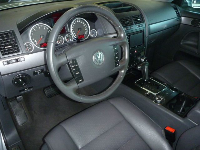 Volkswagen Touareg 2 2008 photo 12