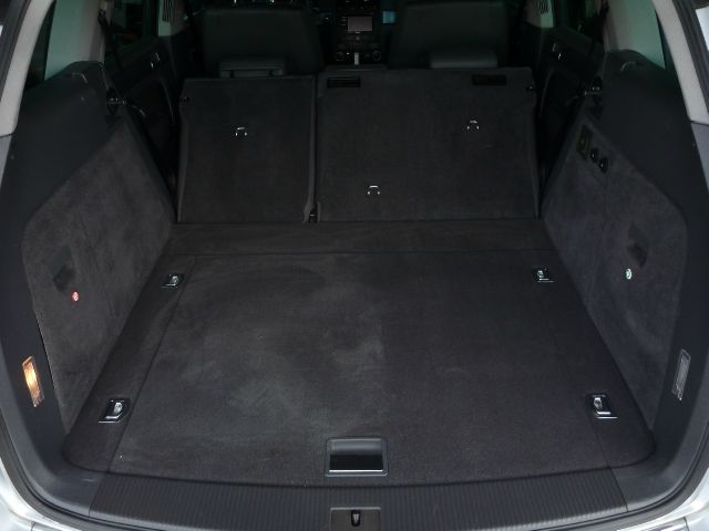 Volkswagen Touareg 2 2008 photo 7
