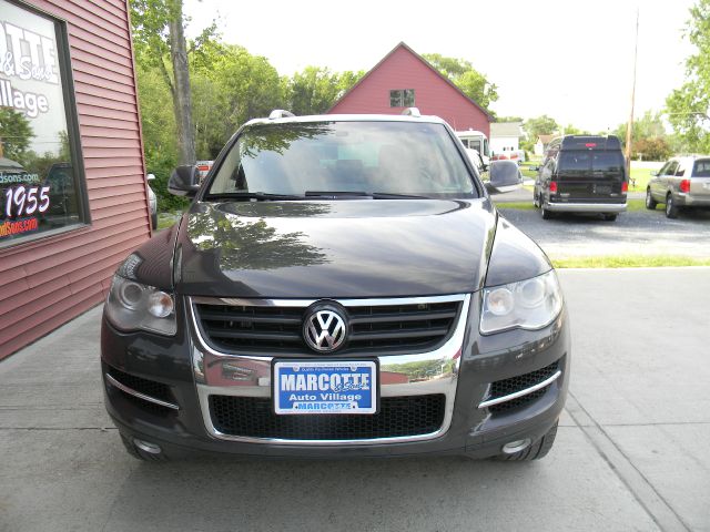 Volkswagen Touareg 2 2008 photo 2