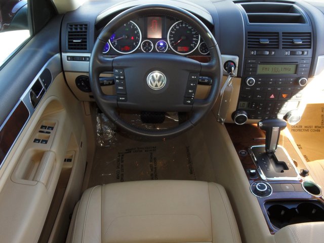 Volkswagen Touareg 2 2008 photo 3