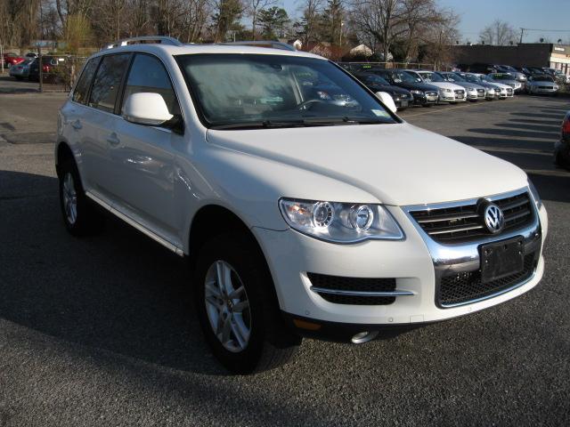 Volkswagen Touareg 2 2008 photo 2