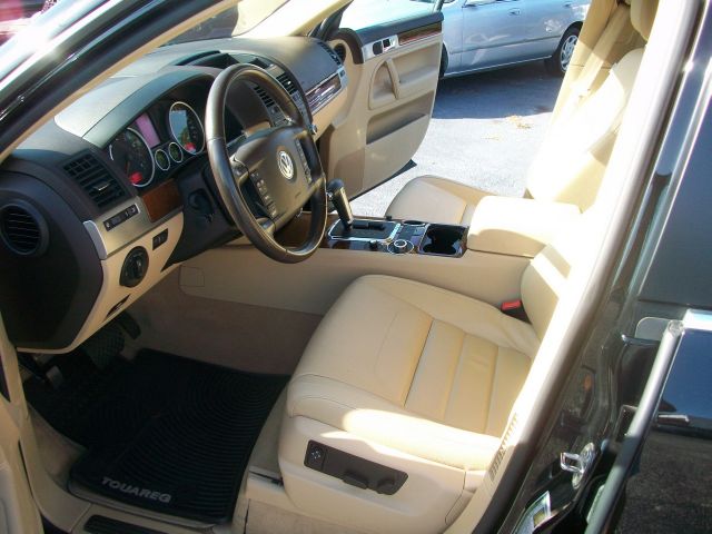 Volkswagen Touareg 2 2008 photo 2