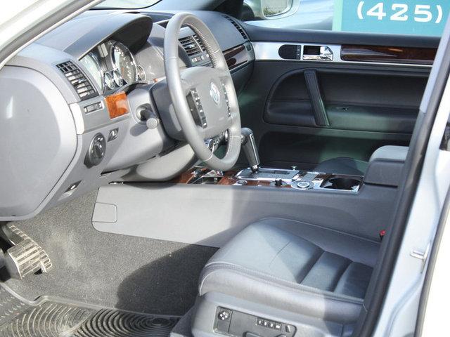 Volkswagen Touareg 2 2008 photo 2