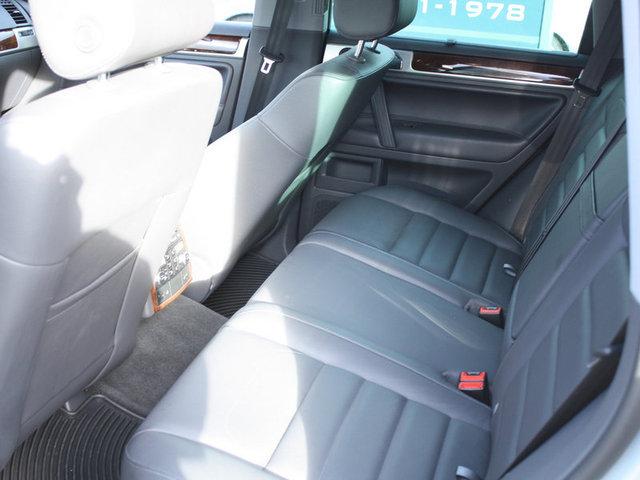 Volkswagen Touareg 2 2008 photo 3