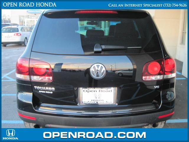 Volkswagen Touareg 2 2008 photo 2