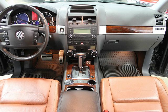 Volkswagen Touareg 2 2008 photo 14