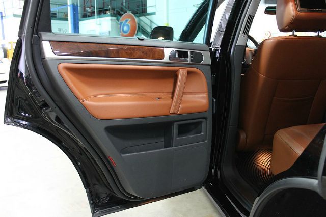 Volkswagen Touareg 2 2008 photo 41