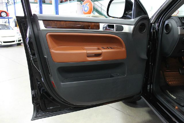 Volkswagen Touareg 2 2008 photo 49