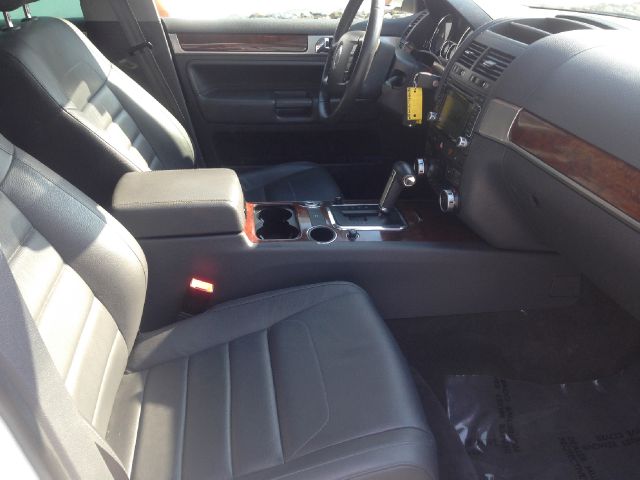 Volkswagen Touareg 2 2009 photo 3