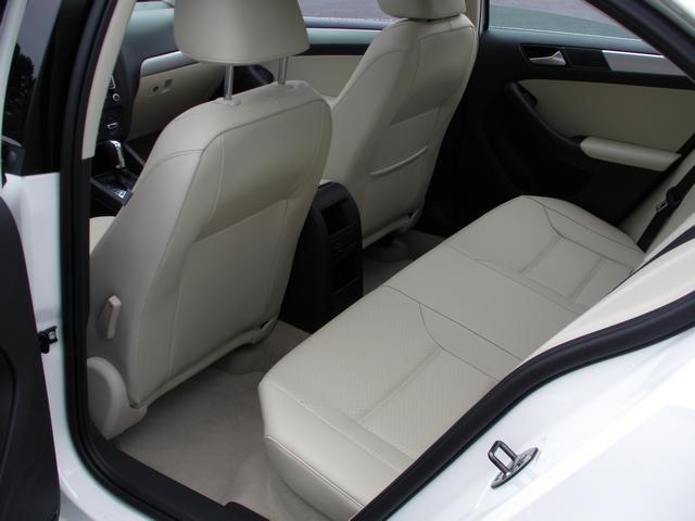 Volkswagen Unspecified 2014 photo 2