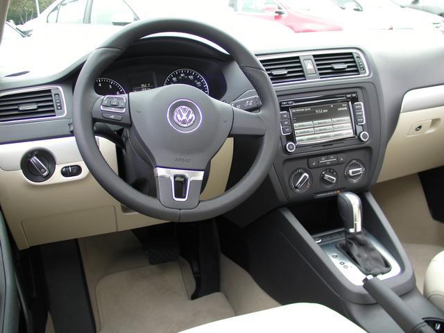 Volkswagen Unspecified 2014 photo 3