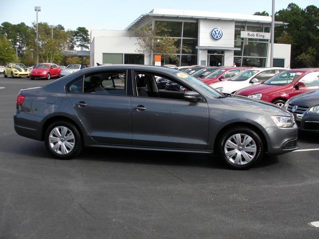 Volkswagen Unspecified 2014 photo 2