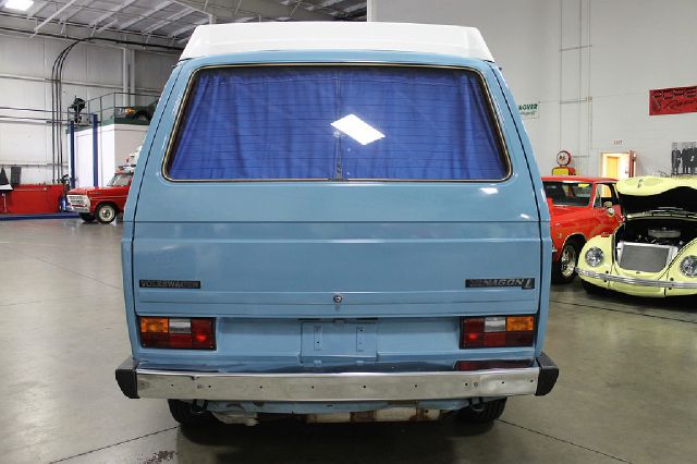 Volkswagen Vanagon 1980 photo 2