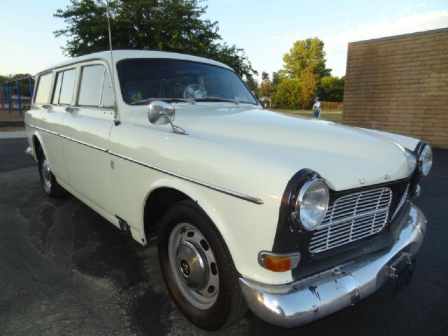 Volvo 122 1967 photo 1