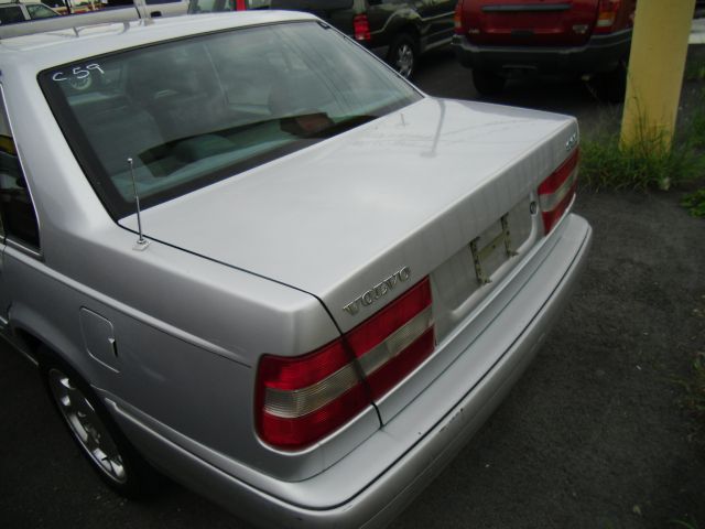 Volvo 122 1998 photo 2