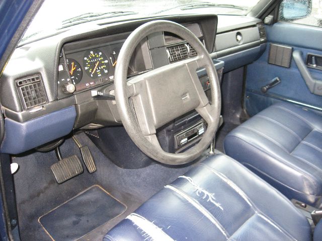 Volvo 240 1988 photo 16