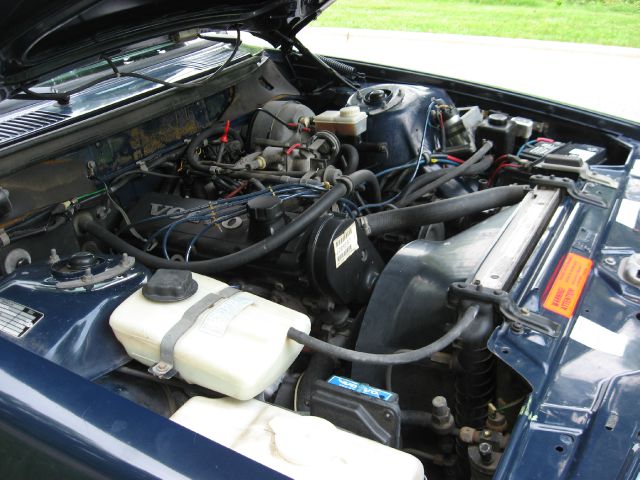 Volvo 240 1988 photo 21