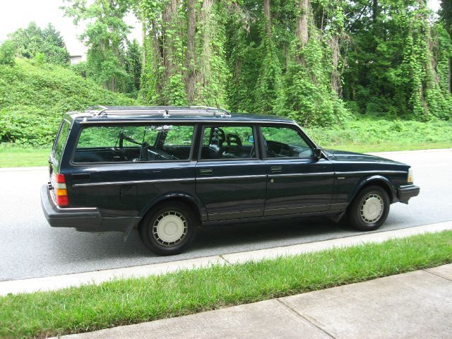 Volvo 240 1988 photo 30