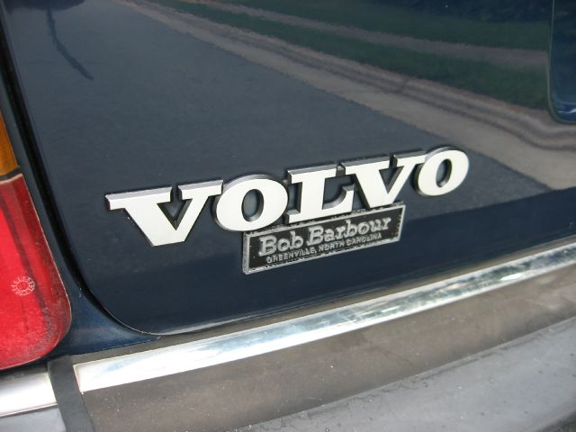 Volvo 240 1988 photo 37