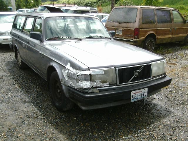 Volvo 240 1991 photo 5