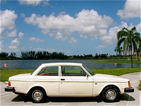 Volvo 240 1993 photo 3